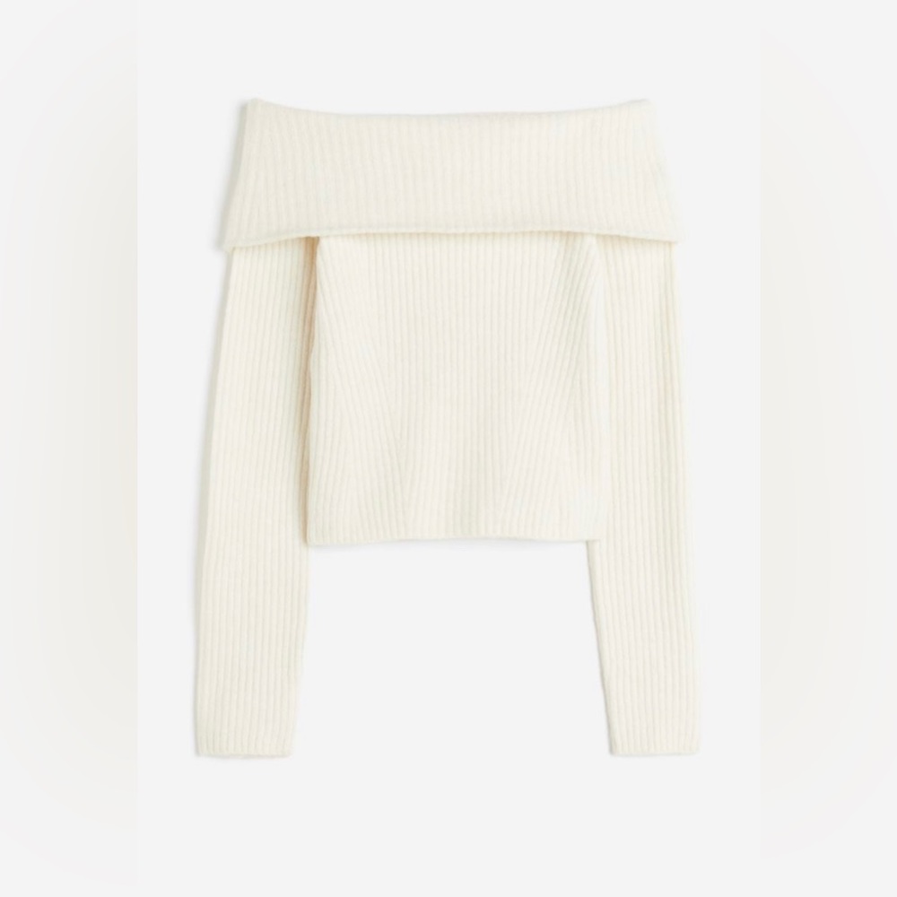 Off shoulder sweater